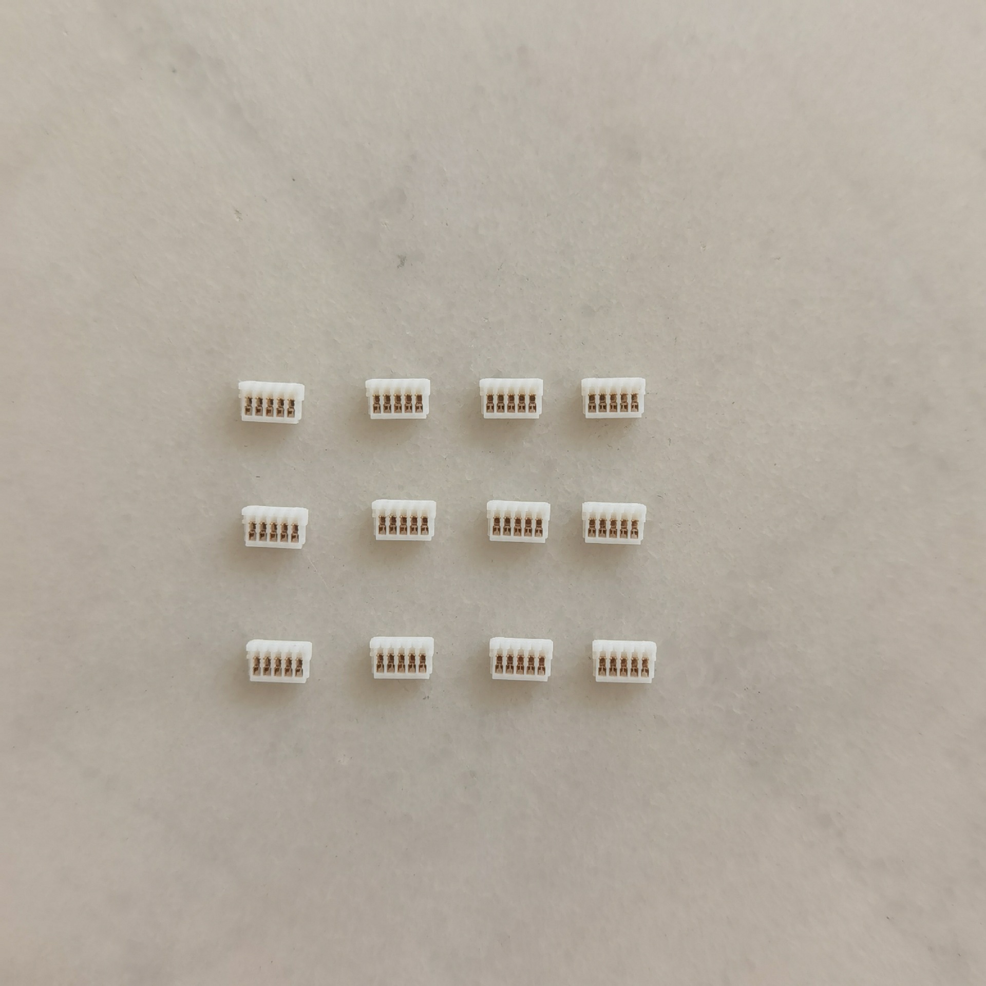 0.8连接器 9PIN 90度针座  配套插头 CSG供应