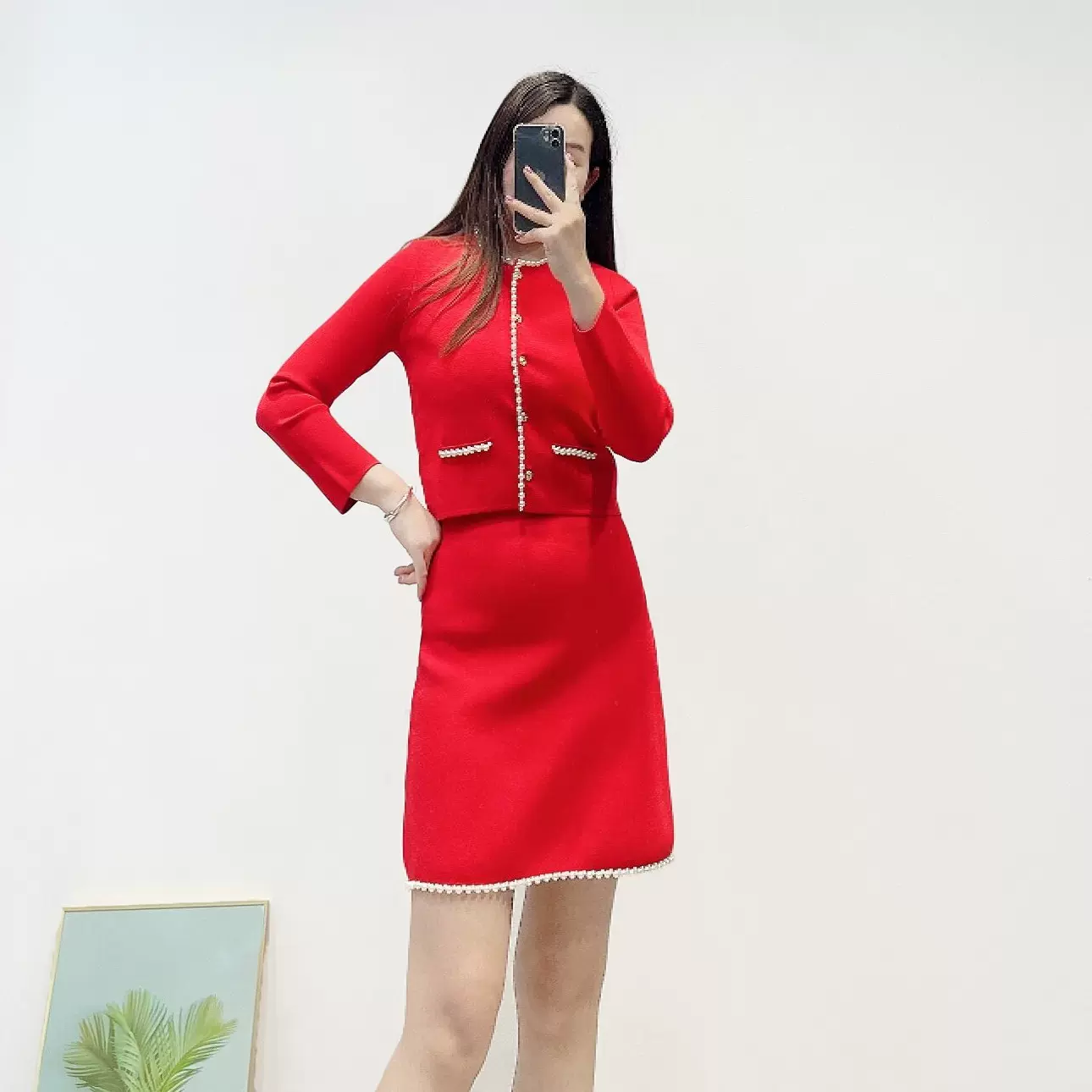 法国S家 早春新款新年红色珍珠领小香风针织开衫外套女半身裙套装