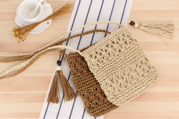 Women's Small Spring&summer Straw Basic Straw Bag display picture 1