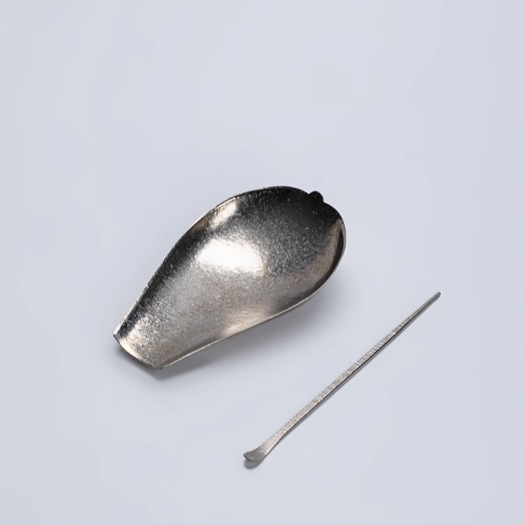 반 떠는 차