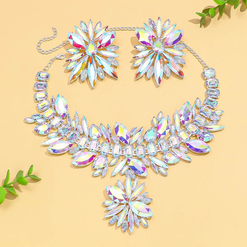 AliExpress nuevo traje de joyería de alto grado collar exagerado pendientes en forma de flor accesorios de pasarela Conjunto de joyas