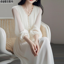 2025新款真丝连衣裙时尚女法式高级感轻奢超好看绝美显瘦修身裙子