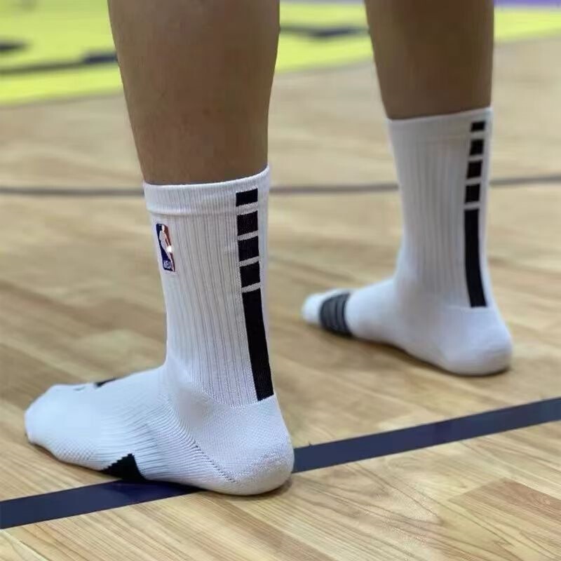 NBA刺繍UAエリートプロバスケットボールソックス実用的な厚みのあるタオル底の男性と女性のミッドレングスの耐摩耗性と耐性|undefined