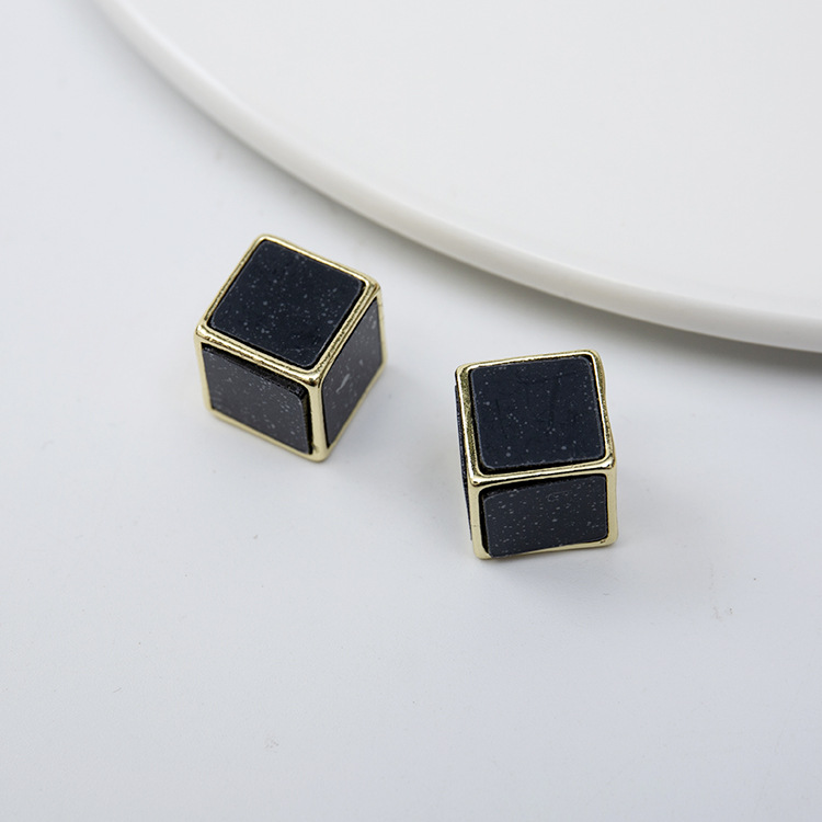 925 Silver Needle Korean Square Dice Earrings display picture 4
