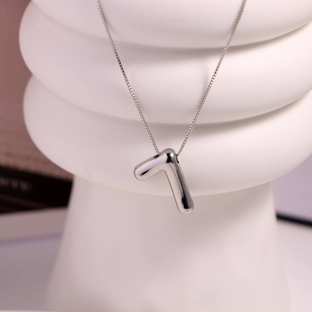 Collana con ciondolo numeri arabi gioiello moda talismano_voghion.com