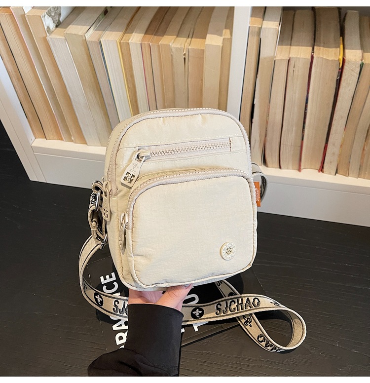 Bolso de tendencia transfronteriza para mujeres 2026 nuevo bolso de nylon ligero simple de viaje de hombro bolso de mujer