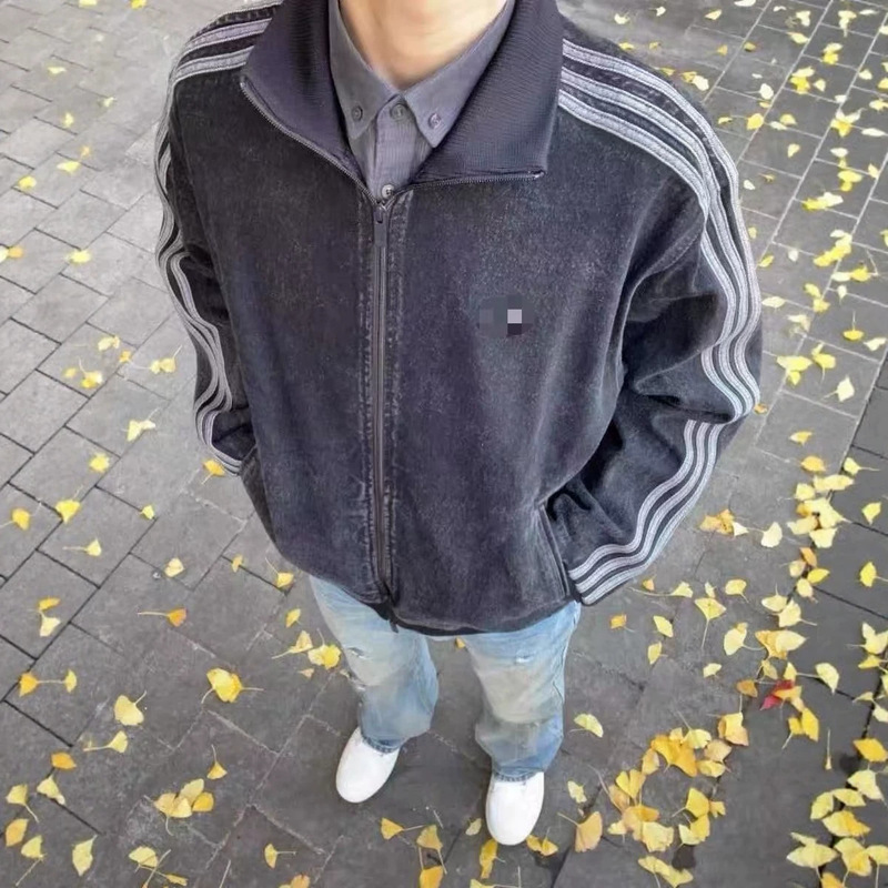 Foreign Trade American-Style Three-Stripe Retro Washed Denim Jacket Unisex Stand Collar Casual Sports Jacket Live Broadcast Clover Brand Foreign Trade American-Style Three-Stripe Retro Washed Denim Jacket Unisex Stand Collar Casual Sports Jacket Live Broadcast Clover Brand
