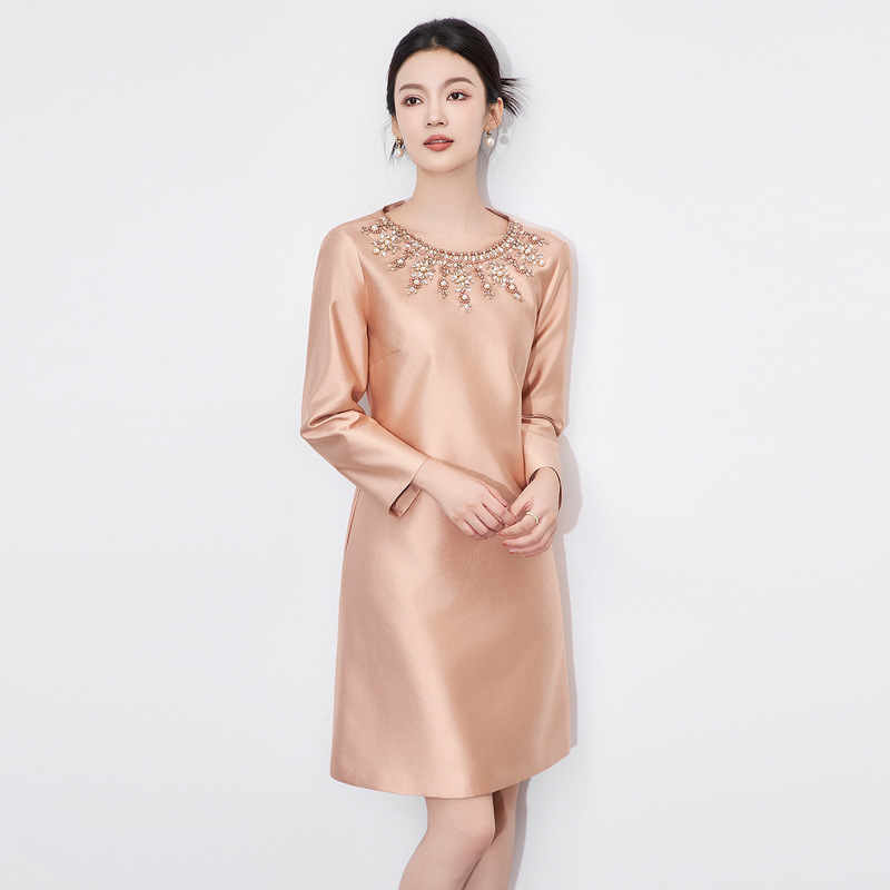 2511907-Nanyou Light Luxury Heavy Industry Lady Glossy Handmade Studded Banquet Dress Elegant Socialite Women