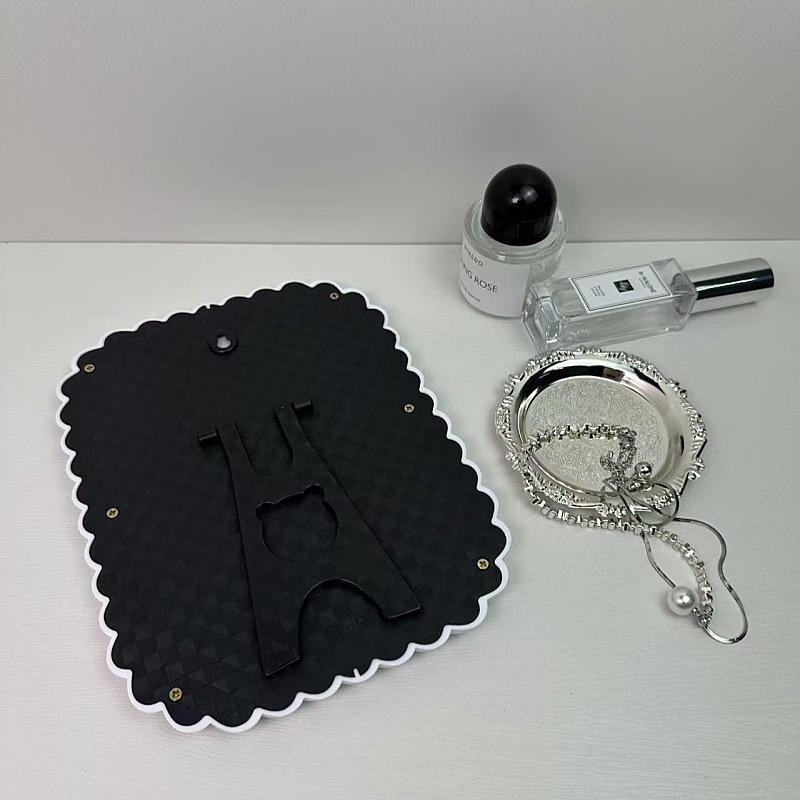 Espejo de maquillaje de estilo crema cuadrado redondo lindo maquillaje irregular maquillaje espejo de tocador espejo de princesa de una cara de escritorio