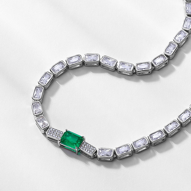 Diseño transfronterizo dedicado a la industria pesada para cultivar el collar de esmeraldas S925 plata con incrustaciones de diamantes cuadrados cadena de clavícula del tesoro estilo europeo y americano