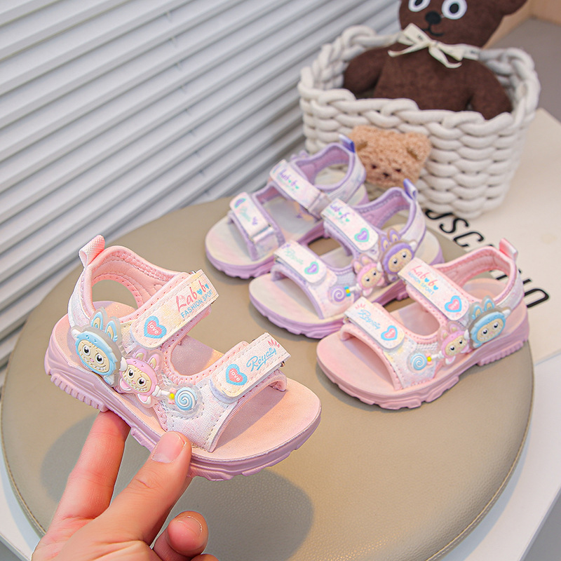 2025 summer new cartoon luminous light cartoon foreign trade girls sandals Korean waterproof children's beach shoes