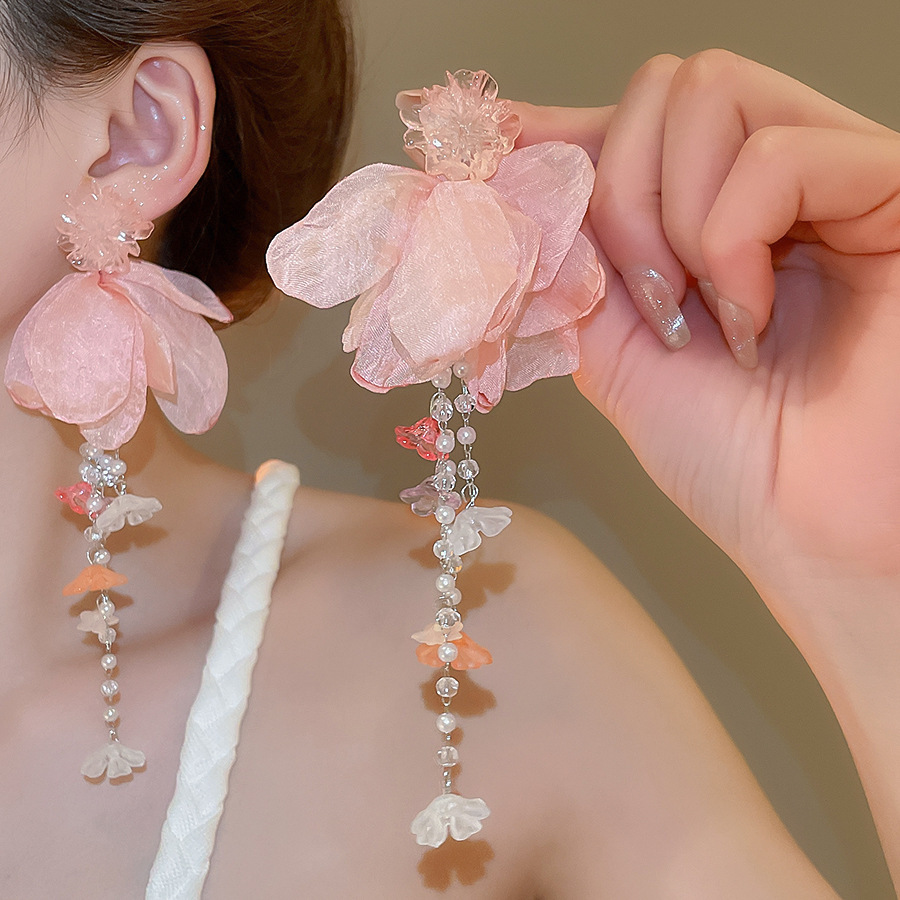 Pendientes de malla de pétalo de dopamina Pendientes de estilo de vacaciones junto al mar de estilo nuevo estilo caliente Pendientes de temperamento exagerado de todo fósforo al por mayor