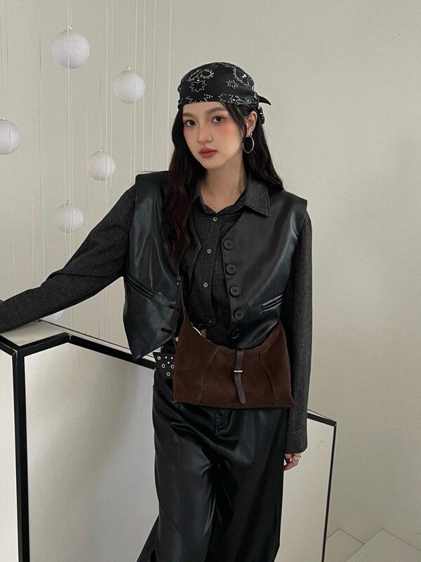 包包女式2025新款日韩秋冬小众高级感真皮磨砂皮单肩斜挎手提包潮|undefined