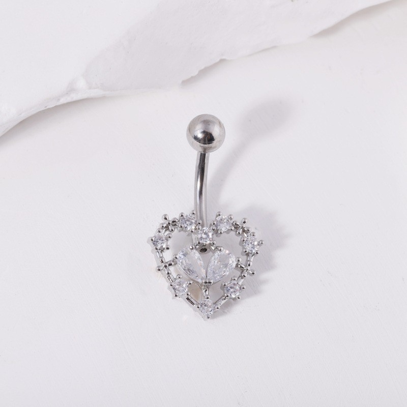 16G labret stud size and finish detail