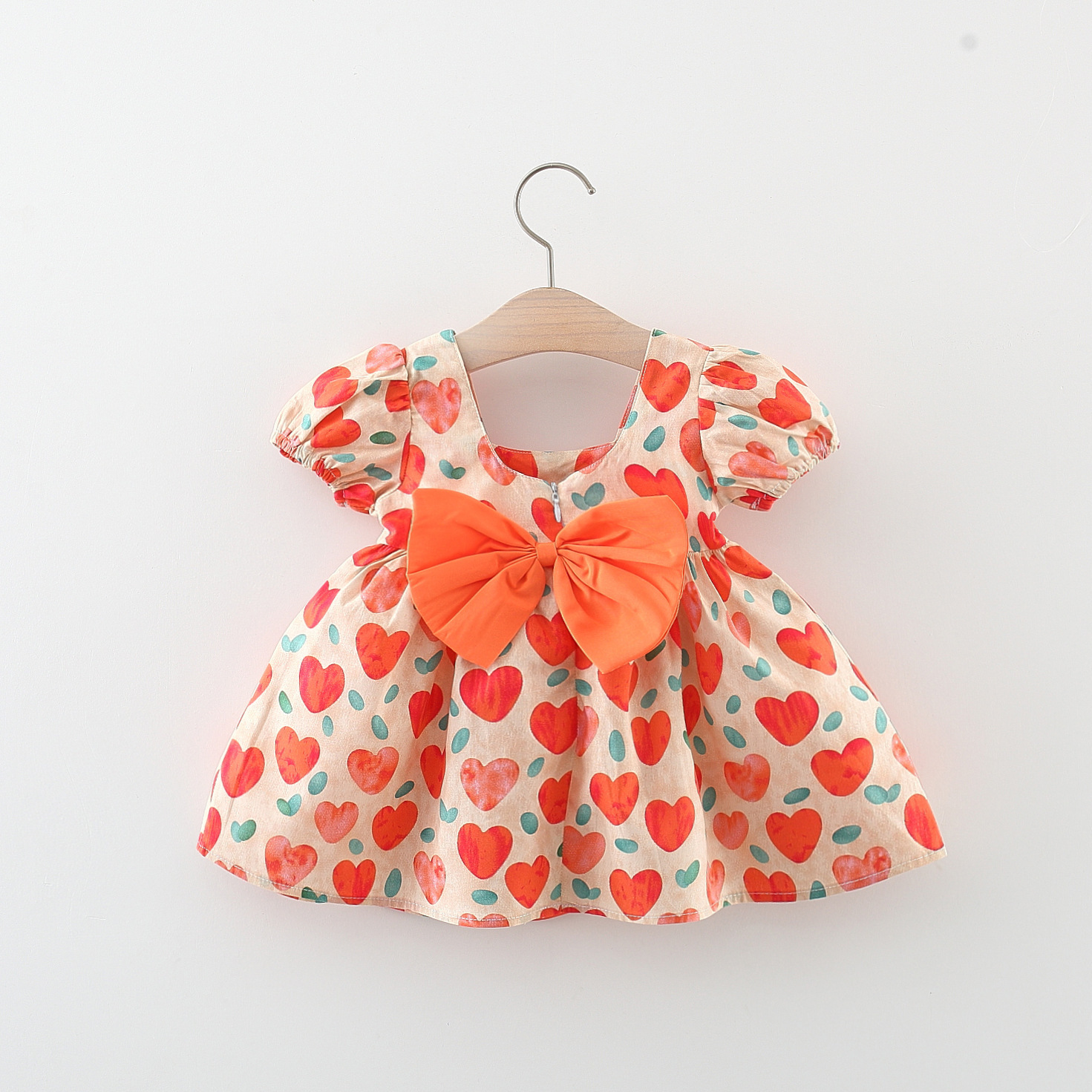 Summer New Children's Clothing Dress with Love Print, Big Bow on the Back, Puff Sleeves, Fashionable Skirt, Cross-Border Wholesale