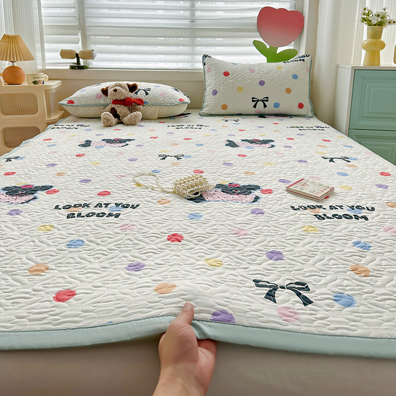 New Type a Maternal and Infant Grade Thickeneded Washed Cotton Mattress, Skin-Friendly, Thickeneded, Breathable and Antibacterial Manufacturer Wholesale