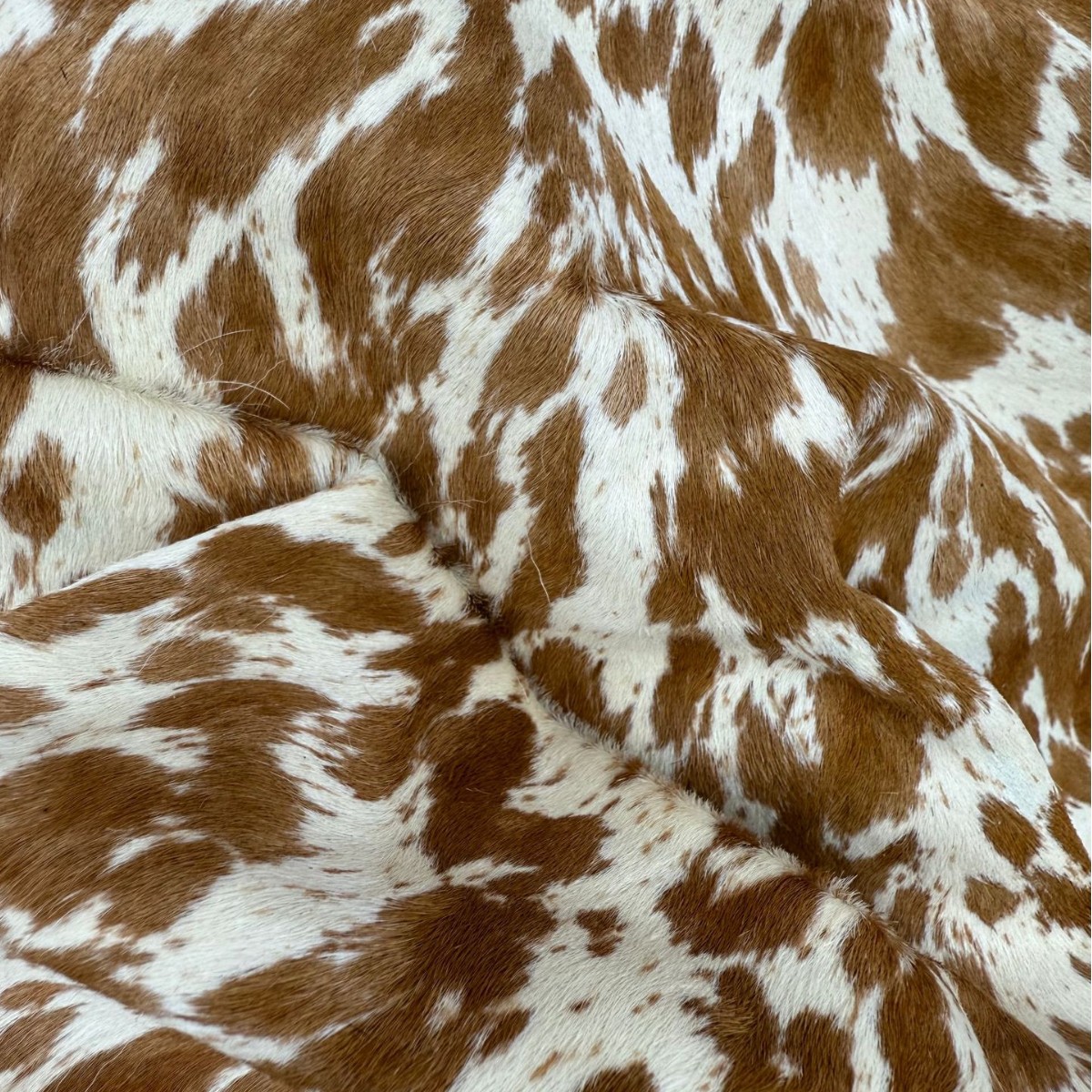 环保黑白小奶牛皮 天然胎牛皮 豹纹棕色奶牛花皮 抱枕 坐垫小牛皮