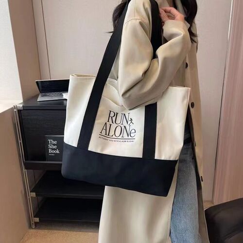 Canvas bag women's 2024 new large bag high school student large capacity shoulder bag versatile Korean version forest style outing bag