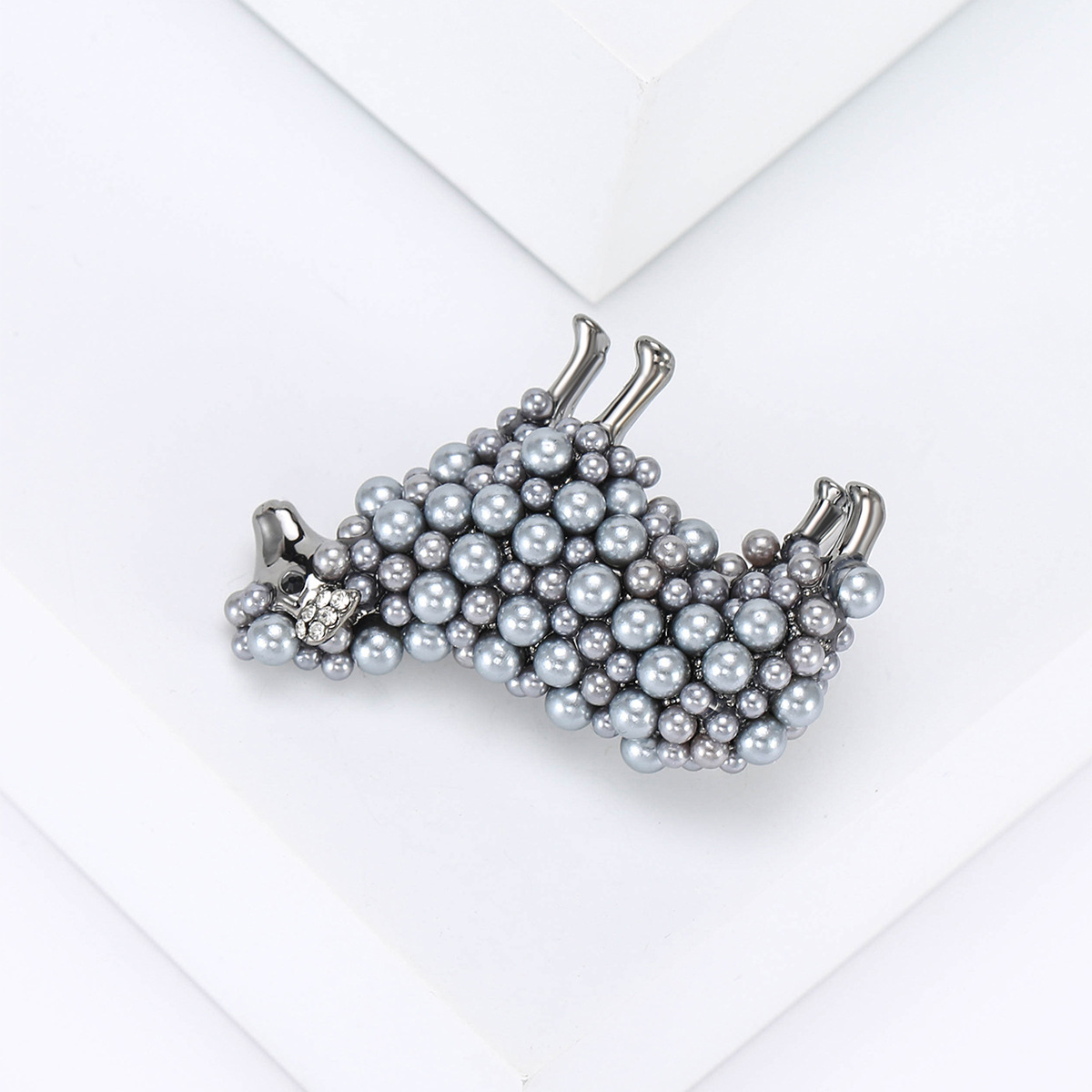 Brooches Classification Cute Pin Sheep Alloy Inlay Pearl Zircon Women's Brooches