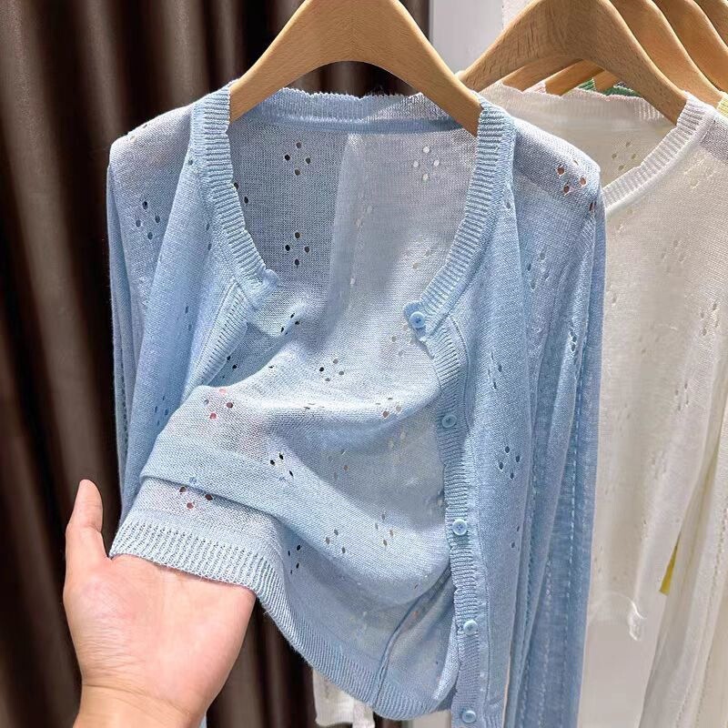 Round Neck Knitted Cardigan for Women, Thin Style, Summer 2026, Paired with a Slip Dress, Short Loose-Fitting Ice Silk Knitted Top Round Neck Knitted Cardigan for Women, Thin Style, Summer 2026, Paired with a Slip Dress, Short Loose-Fitting Ice Silk Knitted Top