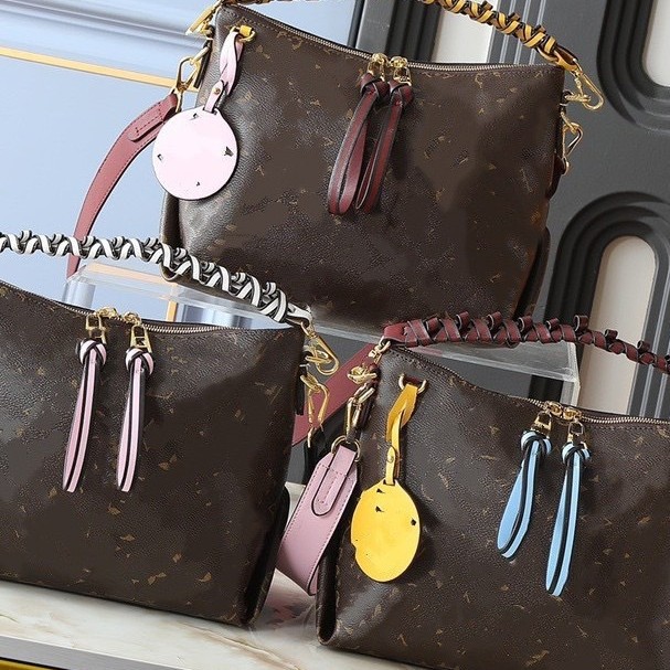 Cross-Border Luxury Foreign Trade Classic New 2025 Tote Shoulder Bag for Women with Butterfly Design and Large Capacity