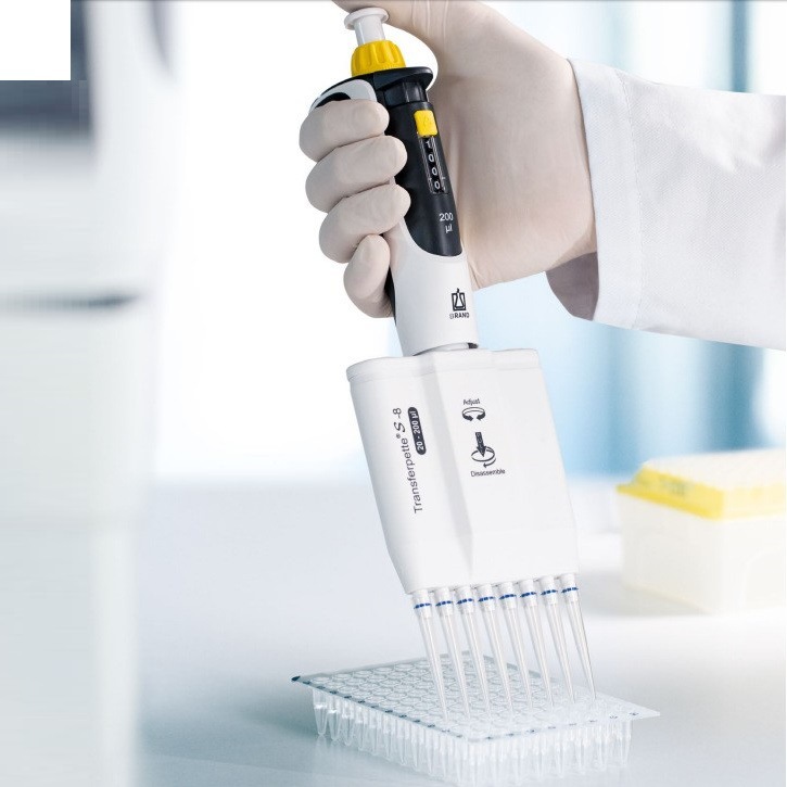 【德国BRAND】M8-300数字可调8通道移液器30-300ul/705912