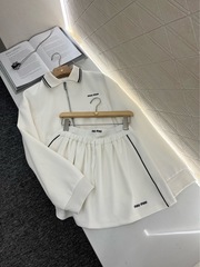 m家2025夏季新款 时髦休闲套装 翻领拉链外套+小热裤半裙女
