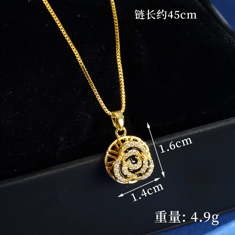 Collar de aleación de cobre de diamante de oro negro de arroz vietnamita estilo frío, la misma popularidad en línea no se desvanece durante mucho tiempo.
