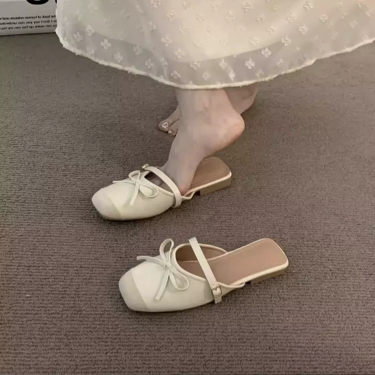 法式气质小众包头凉鞋女鞋2025夏季配裙子小众半拖勃肯鞋