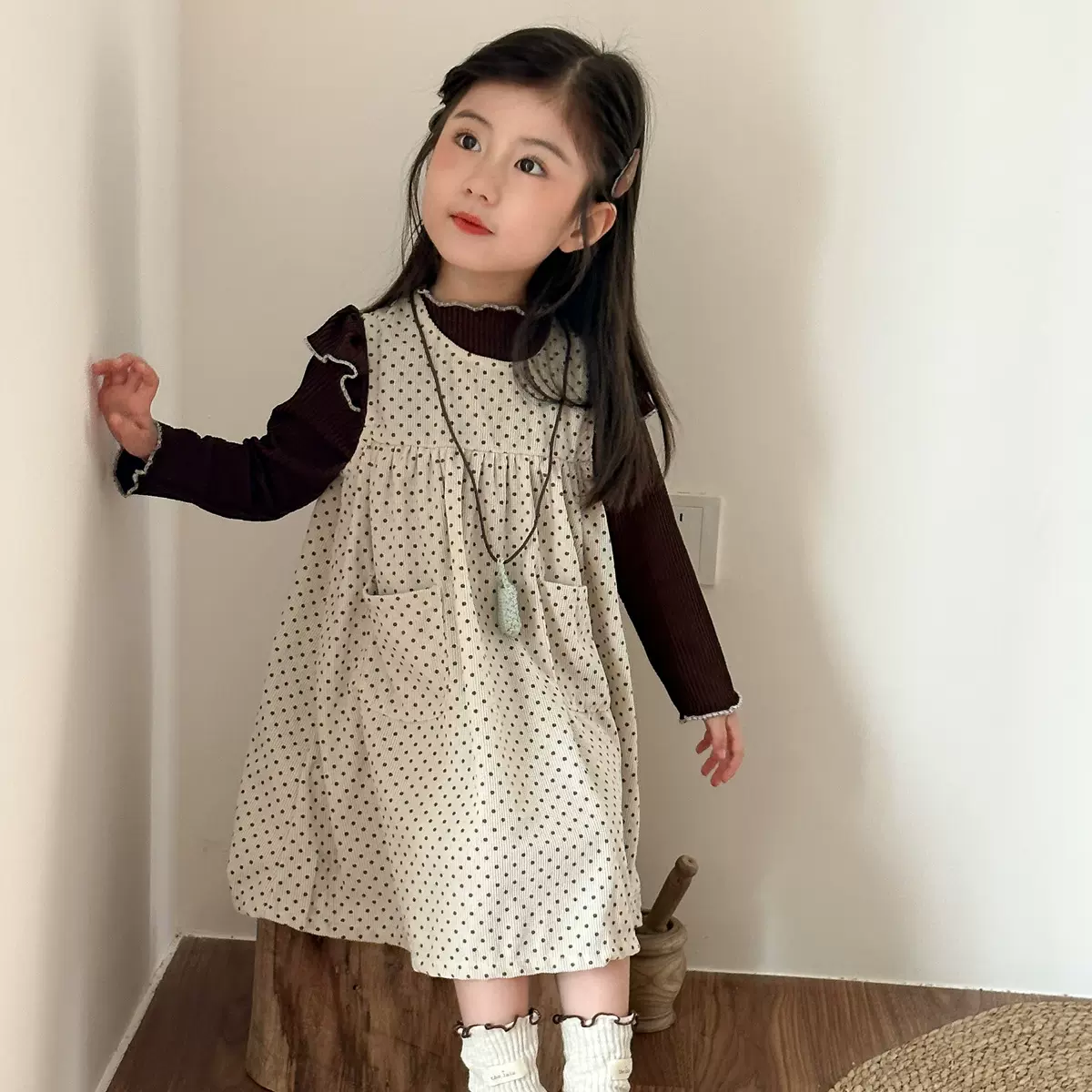 女童连衣裙灯芯绒儿童秋装背心裙2025新款春秋季洋气宝宝公主裙子