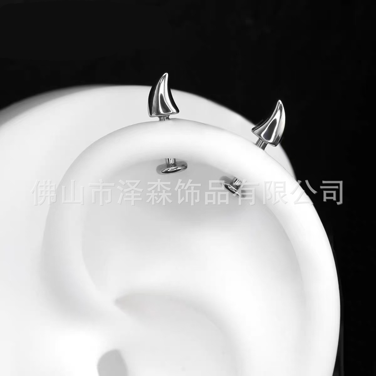 Labret stud lip piercing jewelry styling detail