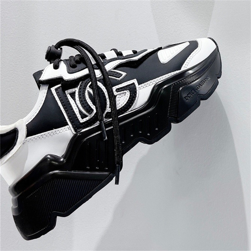 2023 High Ding European Station, punta redonda, suela gruesa, cordones, zapatos deportivos y casuales a juego para mujer, versión coreana de los zapatos de papá de todo fósforo, DG de moda