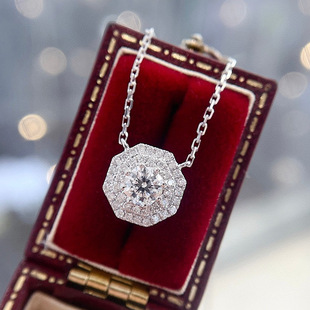 Real Gold Real Diamond Hexagon Natural Diamond White 18K Gold Diamond Necklace 30 Points Main Diamond GIA Certificate Pin Bone Set Chain