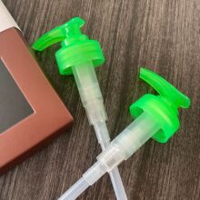 28��ϴ��Һ��Һ�Ï��Ƀ�����Һ��ϴ�o���^ϴ�lˮ��Һ�þGɫ