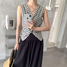 千金清冷感贵系衣服洋气衣服女衬衫2025格纹独特别致上衣无袖通勤