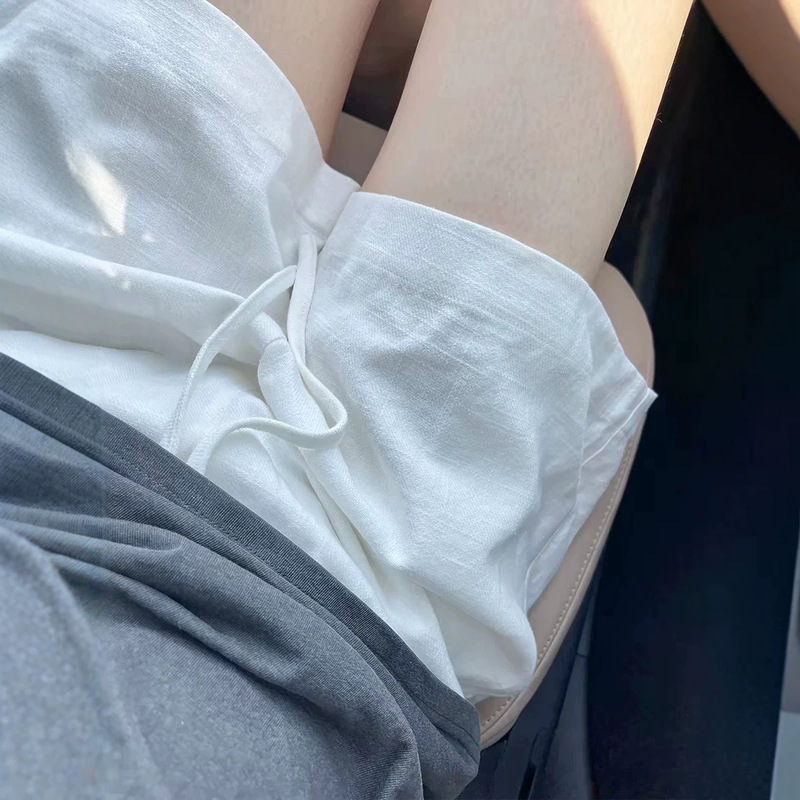 White Cotton-Linen Sports Shorts for Women, 2026 Summer New Style, Elastic Waist Drawstring Hot Pants, Petite Wide-Leg Knee-Length Shorts White Cotton-Linen Sports Shorts for Women, 2026 Summer New Style, Elastic Waist Drawstring Hot Pants, Petite Wide-Leg Knee-Length Shorts