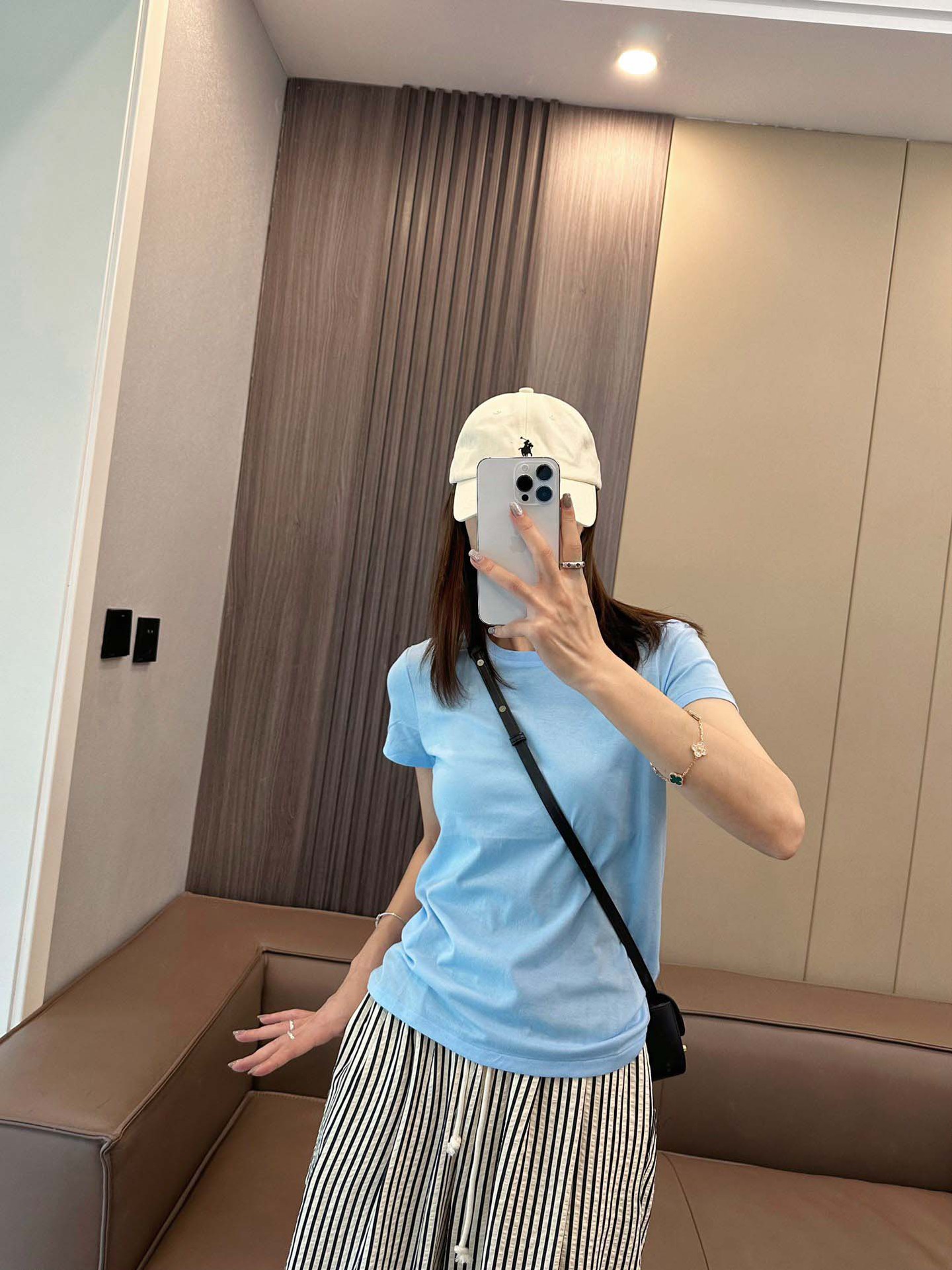 2024年ベーシックモデル ポニーロゴ刺繍入り ラウンドネック 半袖Tシャツ レディース カジュアル 万能トップス トレンドブランド シンプルスタイル