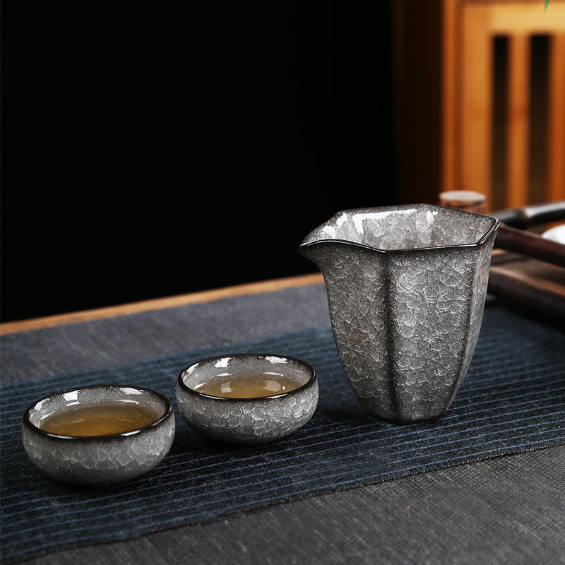 Black Ice Flower Glaze Ceramic Hexagonal Fair Cup Individual Tea Sea Tea Dividing Device Gao Kiln Gongfu Tea Set Accessory