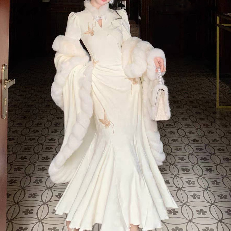 White Feather Exquisite High-End New Chinese Style Dress Elegant National Style Mermaid Cheongsam Stand Collar Long Sleeve Autumn