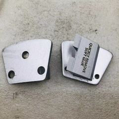 ダイヤモンド扇形シャベルを作るために、ソフトシリコンpuを除去します。