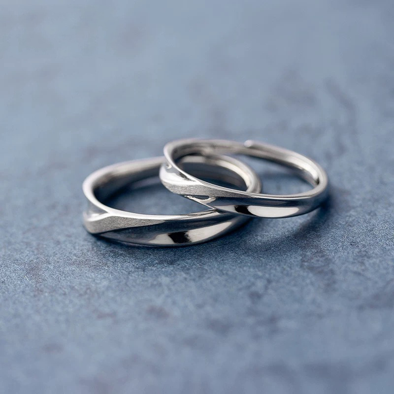 Close to Me Couple Rings for Men and Women Brushed Craft Ins Simple Style Niche Design High-End Pair of Rings