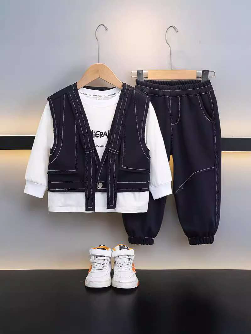 6386 Traje de primavera para niños 2025 Nuevo estilo de moda para niños Chaleco de herramientas de estilo extranjero Traje de tres piezas Baby Spring and Autumn
