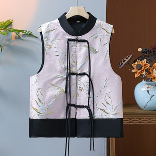New Chinese style vest buckle top for middle-aged and elderly mothers 2024 spring new jacquard small shirt waistcoat