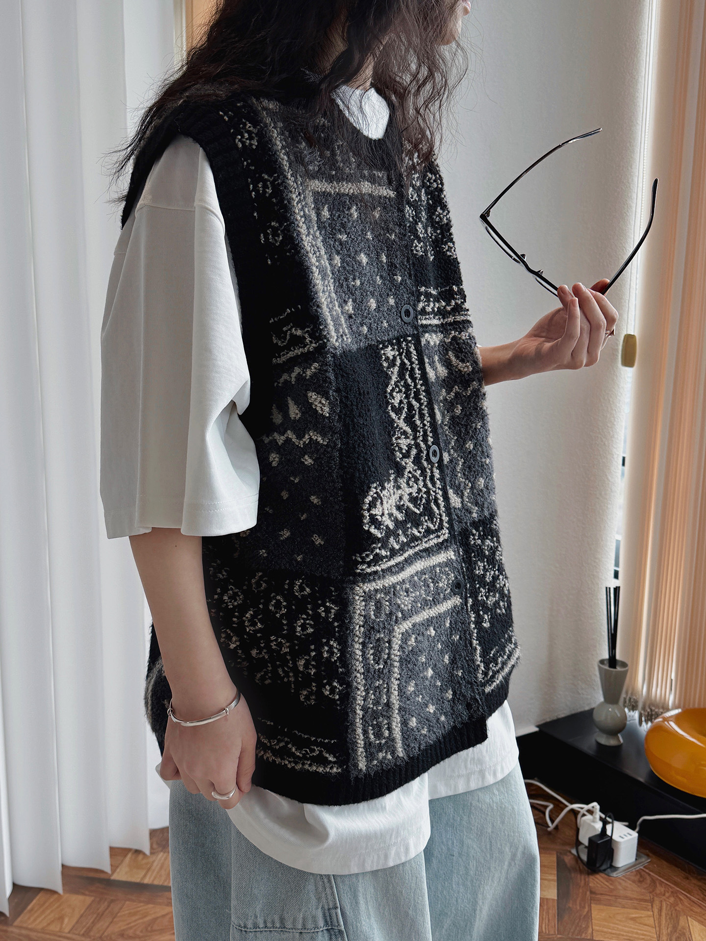 0FA6F316-302A-4F1B-A354-E2A897