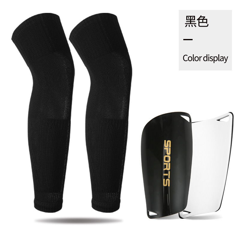검은색 정강이 보호대 + 검은색 양말