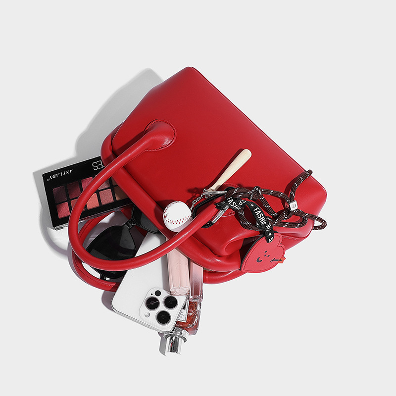 Autunno Inverno Nuovo Guscio Portatile con Alta Bellezza, Amore Baseball, Ciondolo Personalizzato e Nicchia Una Spalla Diagonale_voghion.com