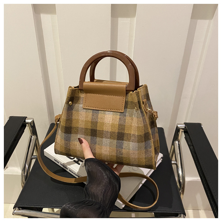 Bolso de mano para mujer nuevo bolso de concha de moda coreana 2024 otoño nicho alto sensor de paso a cuadros bandolera