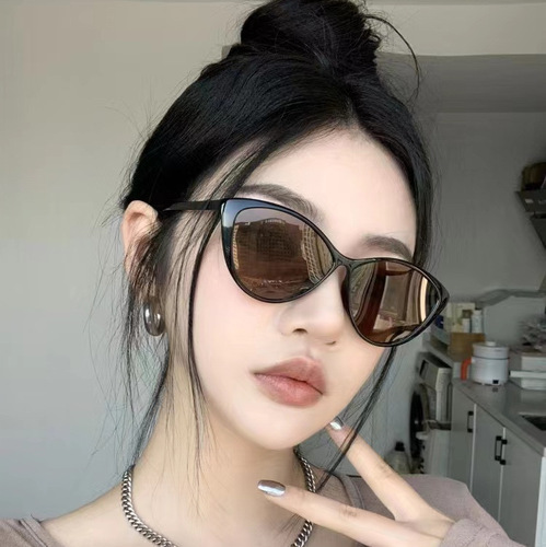 Trendy Retro Wayfarer Sunglasses, European and American Cat-Eye Flat Frame, Personality Fashion Eyeglass Frames for Myopia