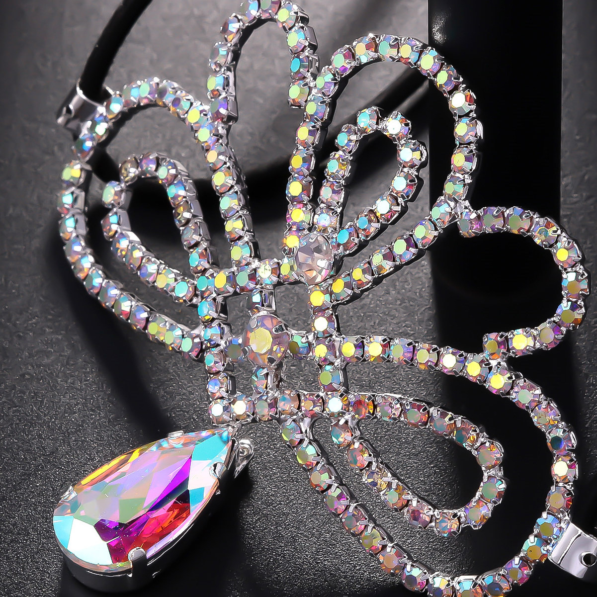 Viento exótico de color gota de agua correa de cabello exagerada diamante joyas para el cabello joyas de uso diario cadena de pelo