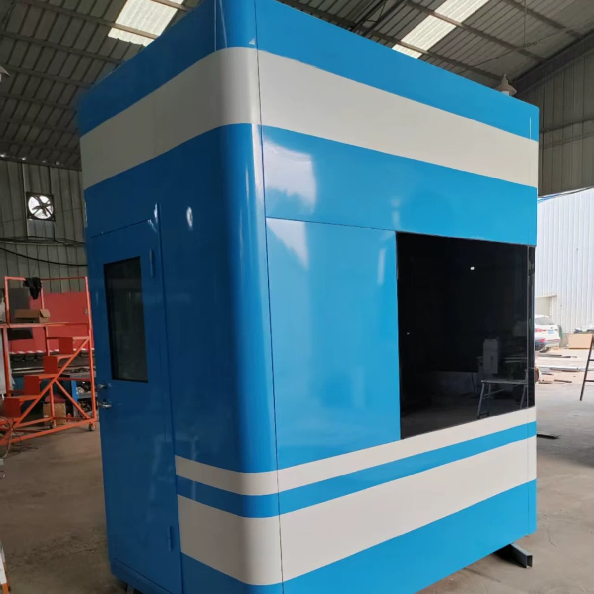 Умная пломбированная касса на автомагистрали